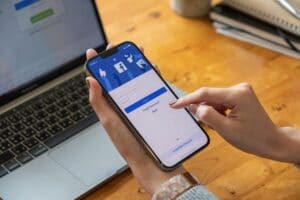 Facebook opened in a smartphone